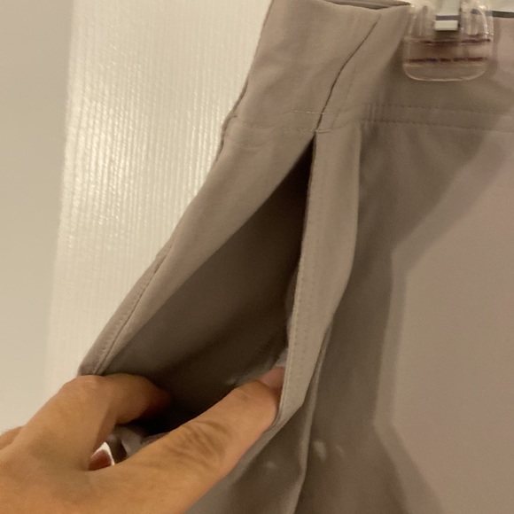 Columbia Women’s Shorts size 14 brand new with tags color gray - Picture 6 of 16